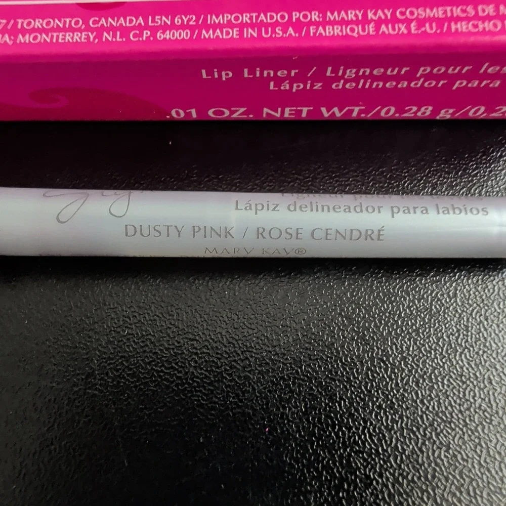 Mary Kay MK Signature Lip Liner Dusty Pink Rose Cendre 006599 Retractable Pencil